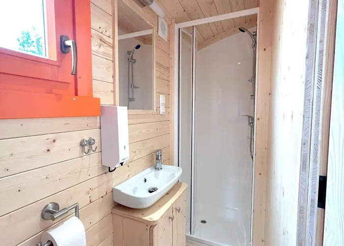 Ferienhauspark Im Freibad Brauweg - Rolling * Gottingen